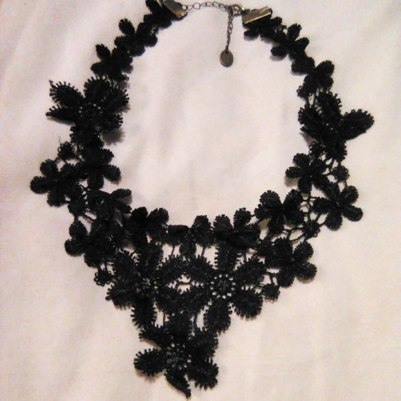Jewelry - Victorian Black French Floral Lace Lucite Crystals Drape Collar Necklace
